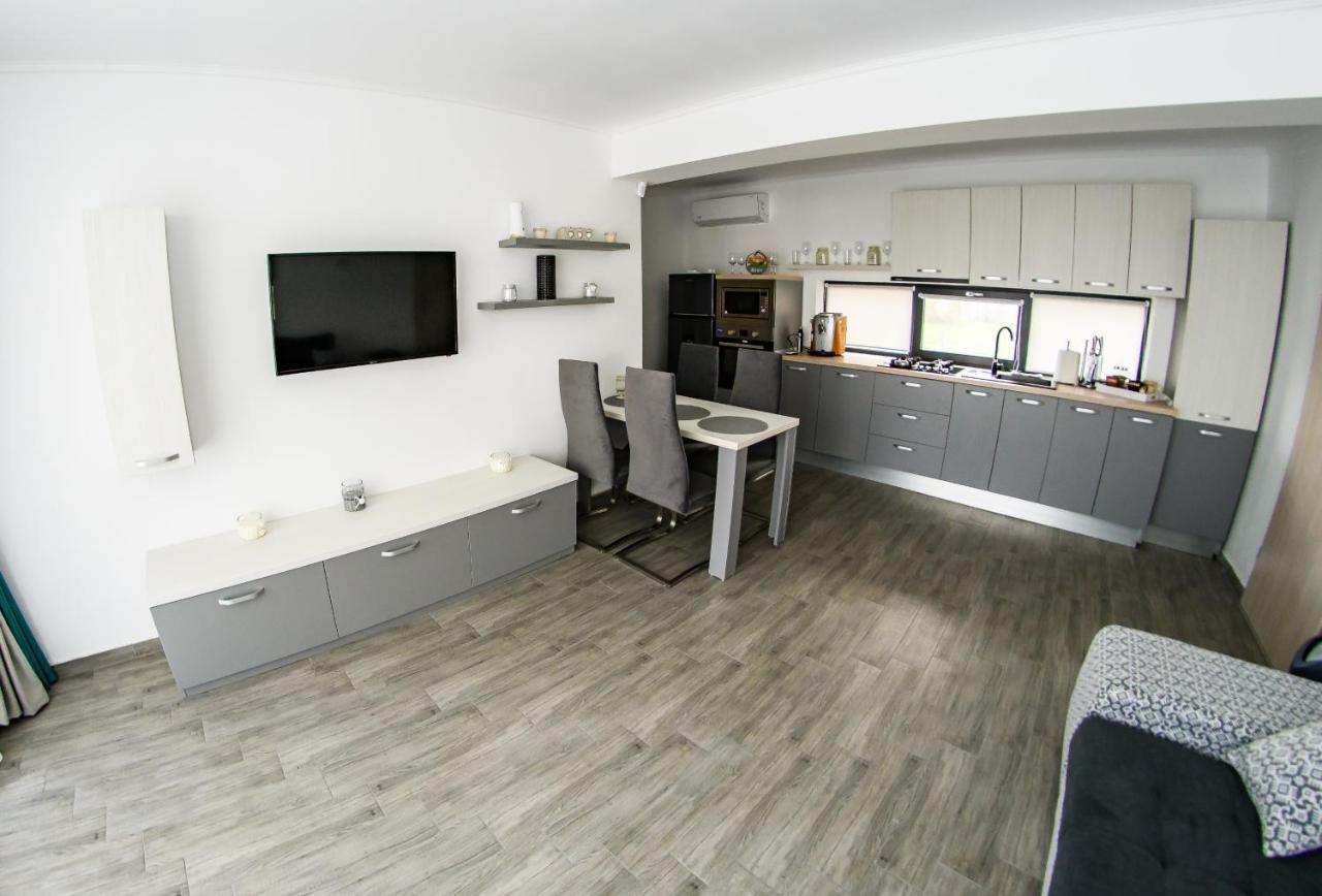 Apart Bun Oradea Exterior photo
