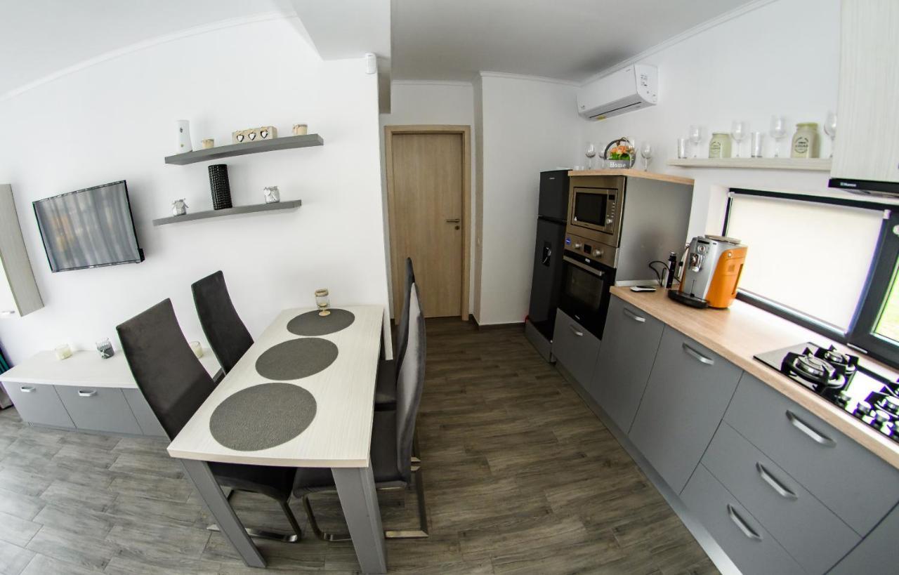 Apart Bun Oradea Exterior photo